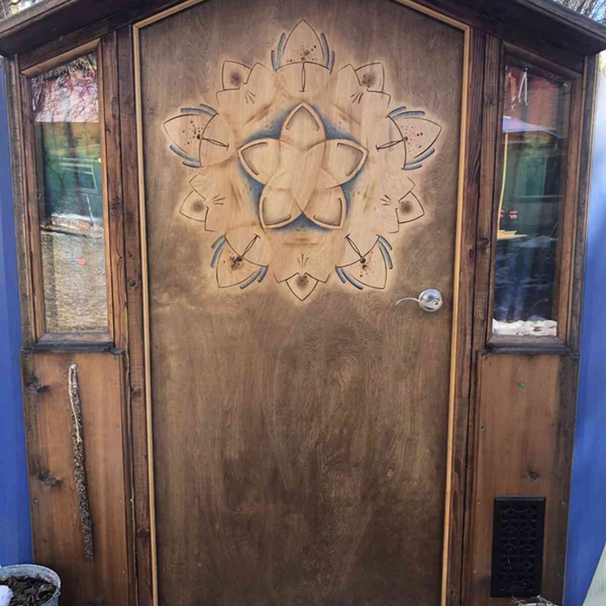 door-1 door-1